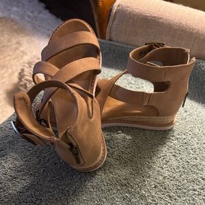 Skechers Tan Strappy Wedge Sandals with Back Zip